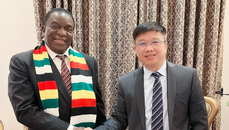 津巴布韦总统亲切会见金年会集团董事长王平卫